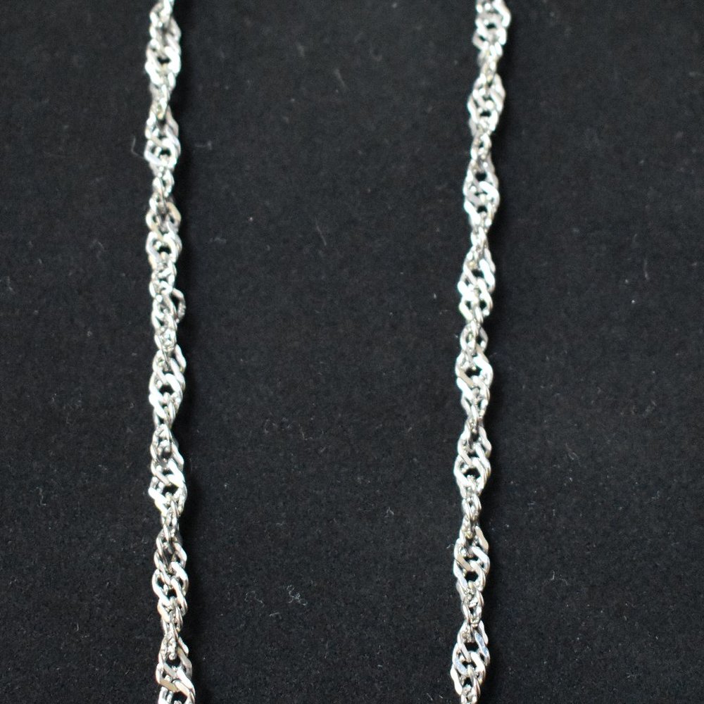 Vintage Amazonite and Silver Three Stone Necklace - Picture 12 of 15